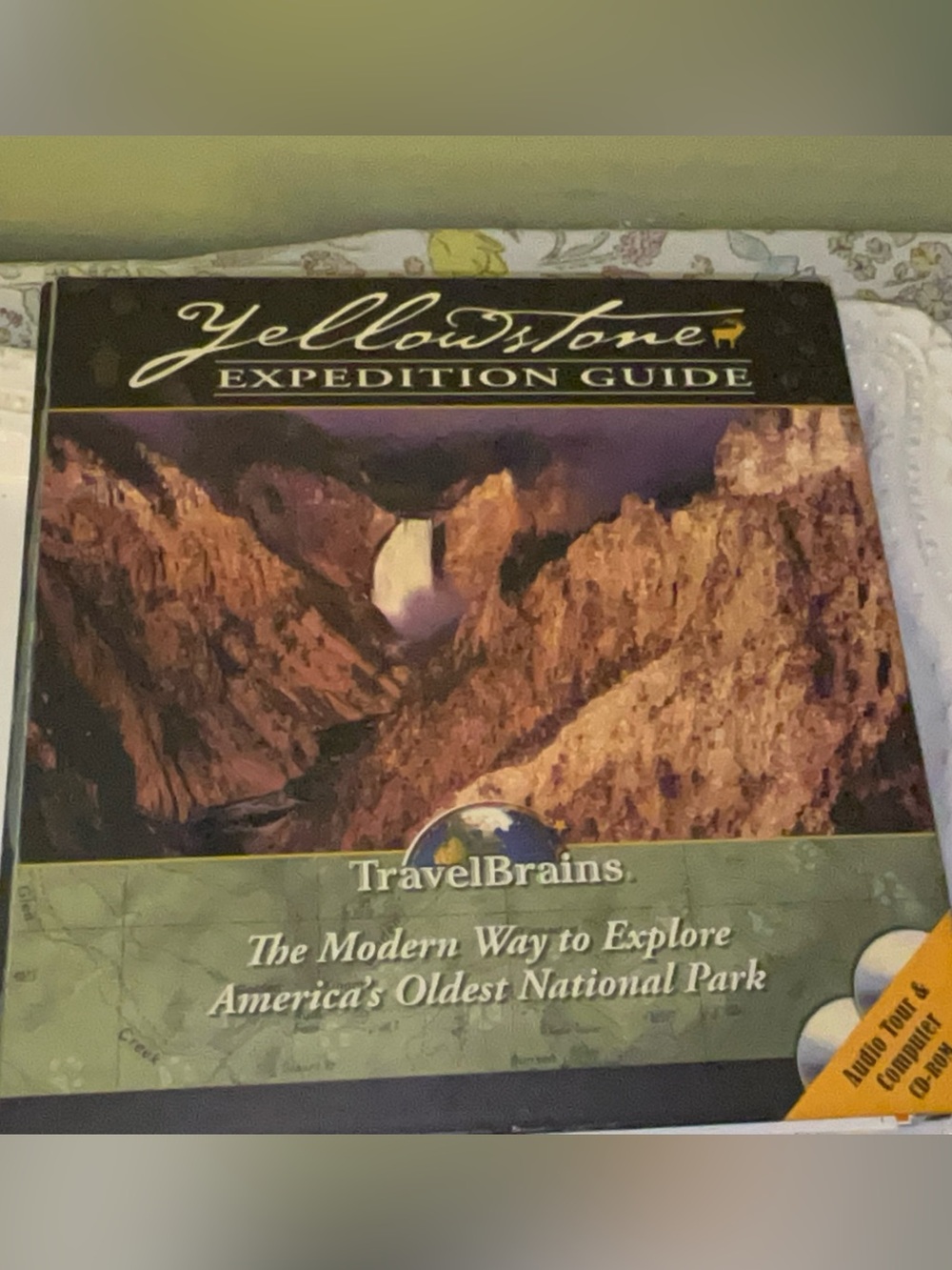 Yellowstone Expedition Guide Book no CD